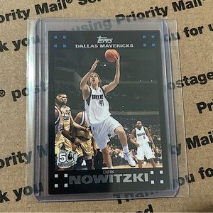Dirk Nowitzki ‘07 Topps Card No. 41